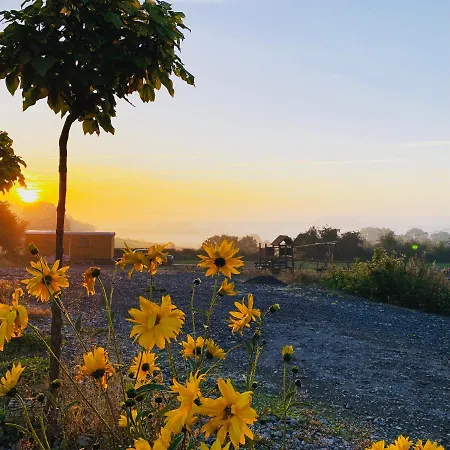 Domaine De Falimont A Labuissiere Апартаменты Merbes-le-Chateau