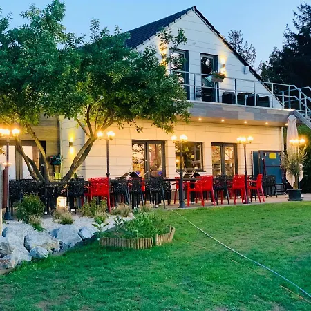 Domaine De Falimont A Labuissiere شقة *