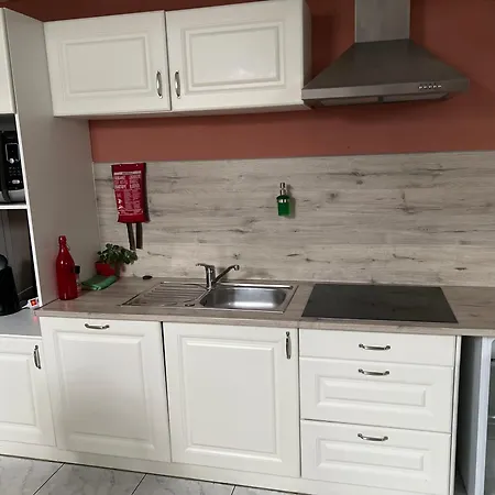 Апартаменты Domaine De Falimont A Labuissiere Merbes-le-Chateau