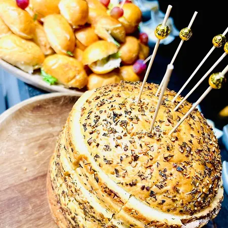 Апартаменты Domaine De Falimont A Labuissiere *