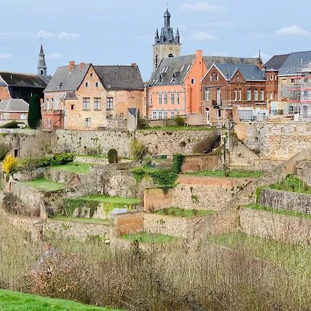 Апартаменты Domaine De Falimont A Labuissiere Merbes-le-Chateau